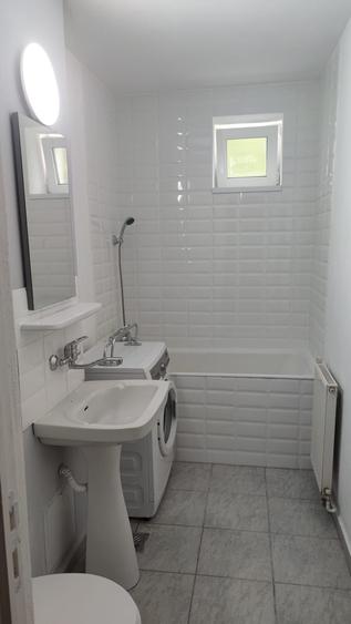 Inchiriez apartament cu 2 camere, cartier Vasia, disponibil de la 1.04 - 3