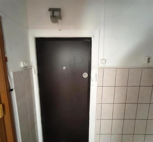 Garsoniera- Calea Buziasului - 2