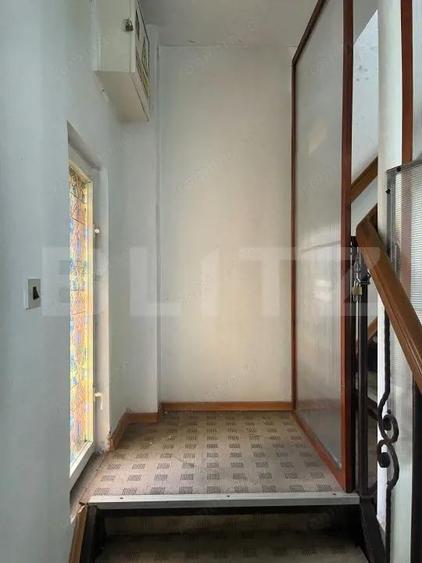 Casa P+1, destinatie medicala, S.c. 102 mp, teren 111 mp, zona Scoala 2 - 10