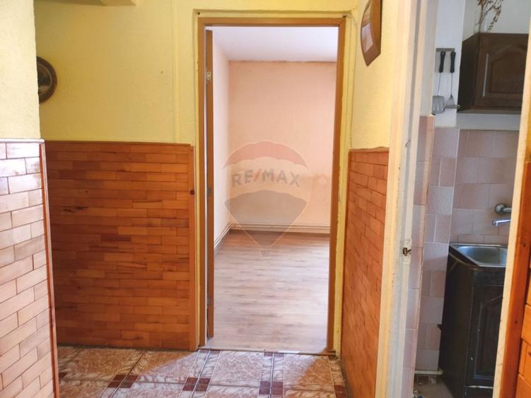 Apartament cu 3 camere de vanzare in zona Vitrometan - 8