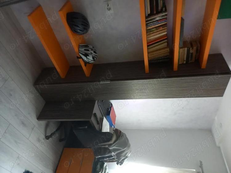 Schimb apartament 3 camere, transformat in 4, cu apartament 2 camere +diferen?a - 2