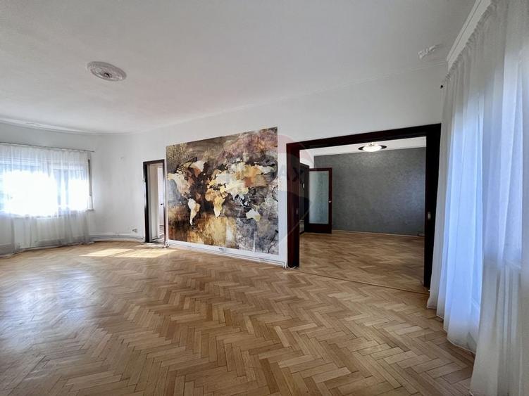 Apartament cu 4 camere nemobilat in P-ta Victoriei langa Orange - 20