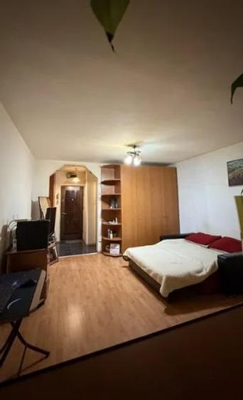 Stefan cel Mare ,Obor,Metrou,bl.1983, reabilitat,et.2/10,Amenajata,Libera - 6