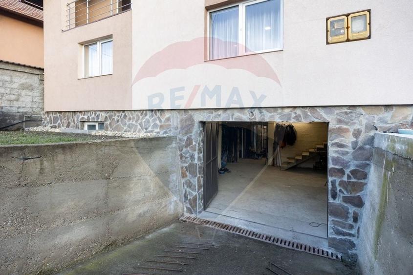 Casă noua - parcări subterane, teren 500 mp, Codlea - 25