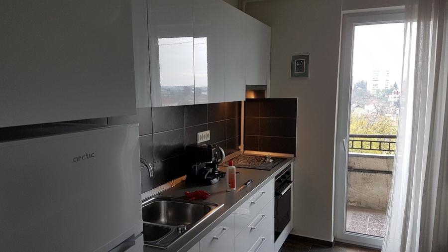 Vand ap.cu 4 cam,cu garaj sub bloc - 1