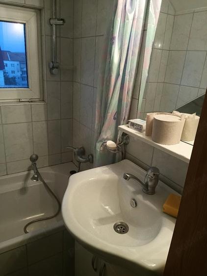 Apartament cu 3 camere decomandat în Terezian