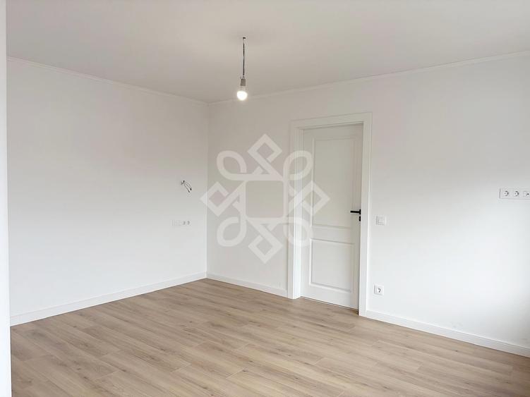 Apartament pe doua niveluri cu terasa, strada Vasile Alecsandri - 12