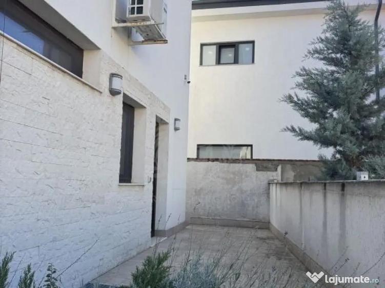 CASA /RESEDINTA//CLINICA //BIROURI// ANA IPATESCU// - 10