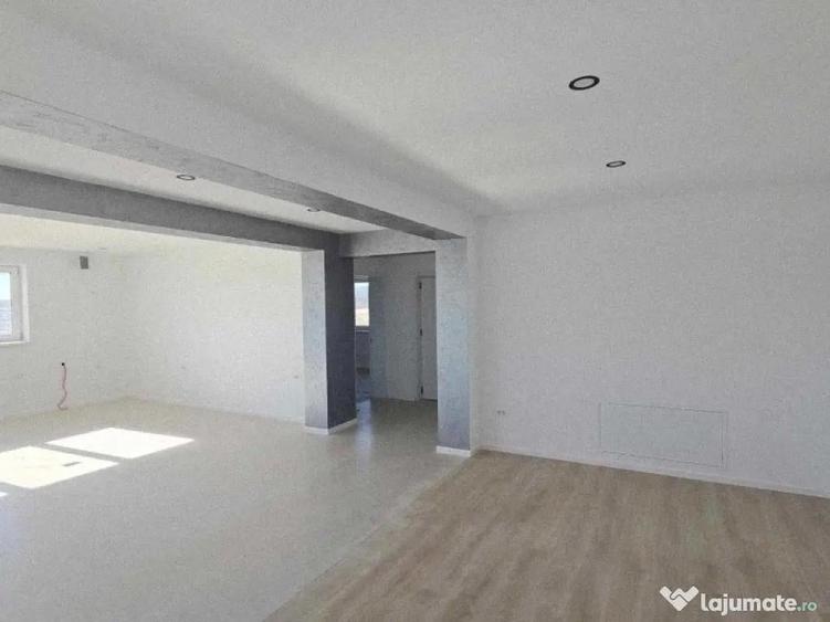 Hala noua + cladire birouri de inchiriat, zona Metro - 12