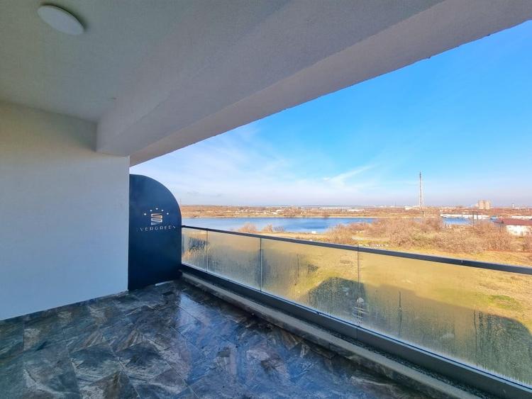 Apartament cu priveliste catre ape si parcare subetarana - 11