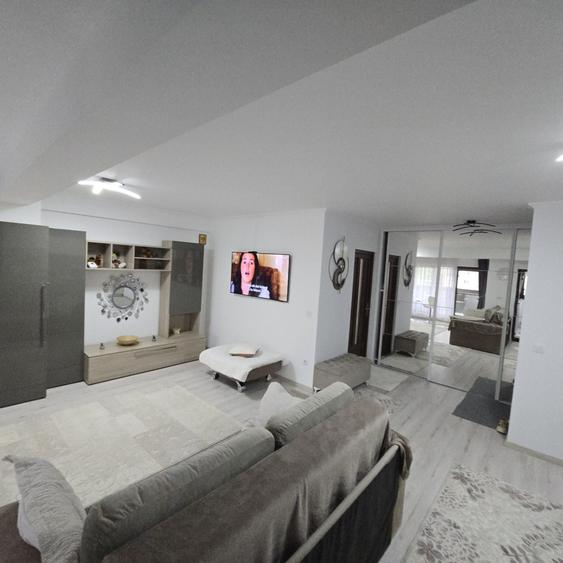 De inchiriat apartament in bloc NOU 0740,583zona central,582 - 1