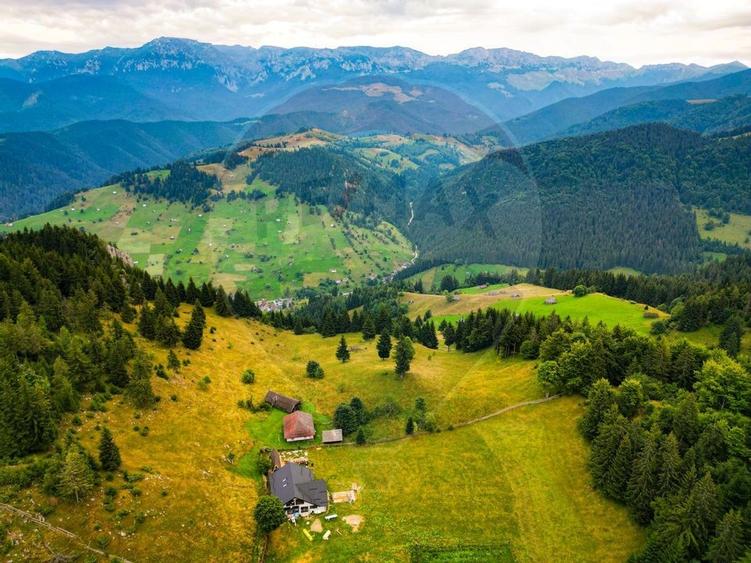 Teren de 7830mp de vanzare in Fundata! Comision 0% - 24