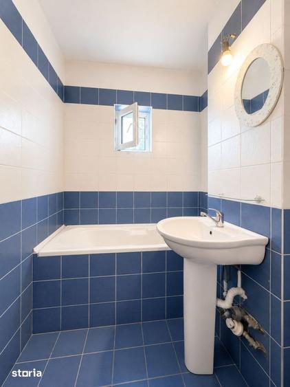 Apartament cu 4 camere, mobilat în Delfinariu
