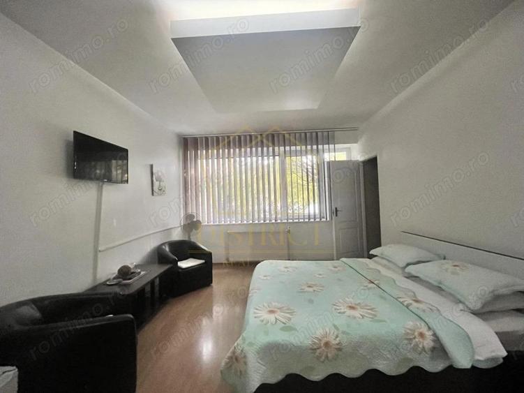 Pensiune superba cu piscina | COMISION 0 | Girocului - 13