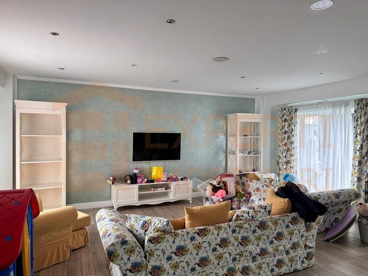 Proprietate deosebita, situata in zona Palazu Mare - 8