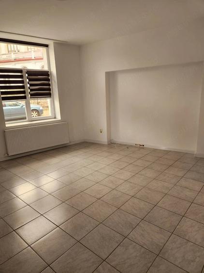 Casă cu 4 camere cu Teren 300 Mp în Ultracentral