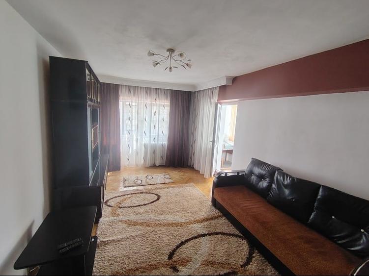 P.F închiriez apartament 2 camere , decomandat, 64 mp pe Esplanada Oancea - 3