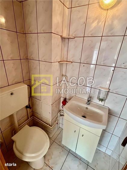 Apartament cu 3 camere de inchiriat, Comanesti, jud. Bacau - 4