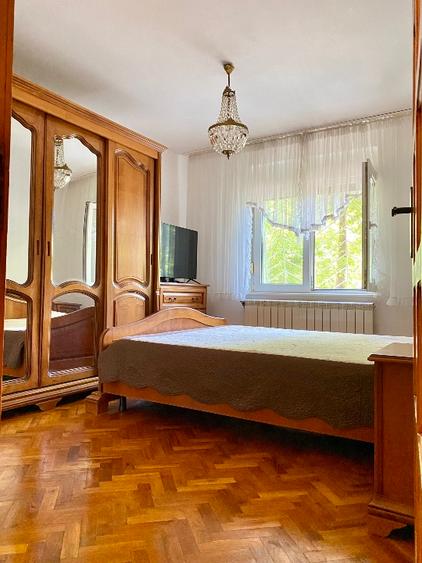 PROPRIETAR - vând apartament cu 4 camere  - 14
