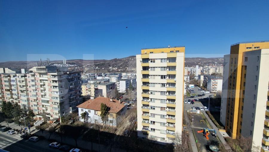 Pret oportun! Apartament 4 camere, 82 mp, zona Calea Floresti - 1