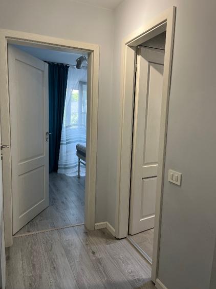 Apartament cu 3 camere semidecomandat în Brazda lui Novac