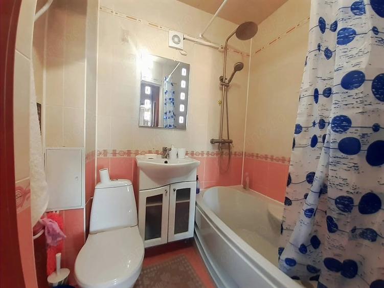 Garsonieră decomandată în Central