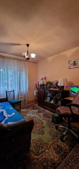 Apartament cu 4 camere decomandat în Mircea cel Bătrân