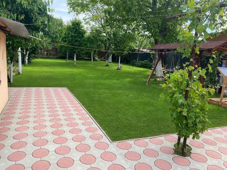 Casă cu 3 camere cu Teren 650 Mp în Central
