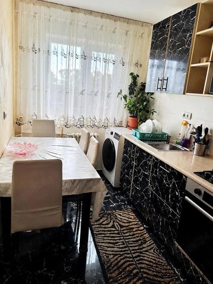 Apartament cu 2 camere decomandat în Trivale