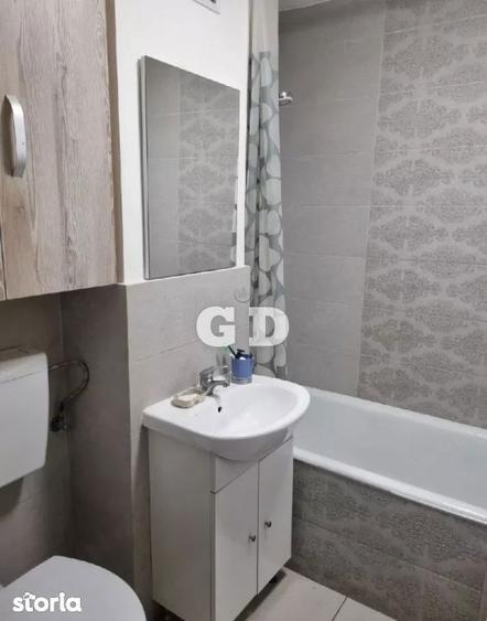 Apartament cu 2 camere decomandat în Ștrand