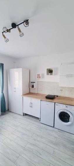 Proprietar închiriez garsonieră Soarelui-Aem - 1