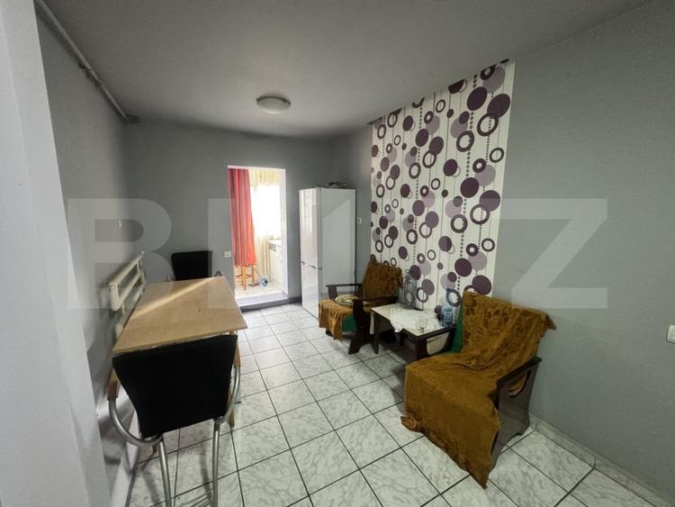 Apartament cu 2 camere decomandat, mobilat în Sud