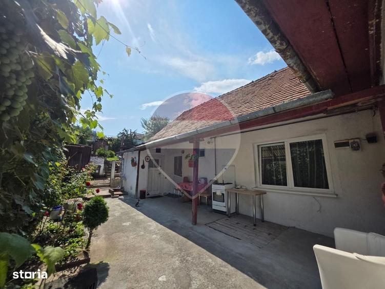 Casa cu priveliste frumoasa si curte proprie-strada Anton Pann Medias - 5