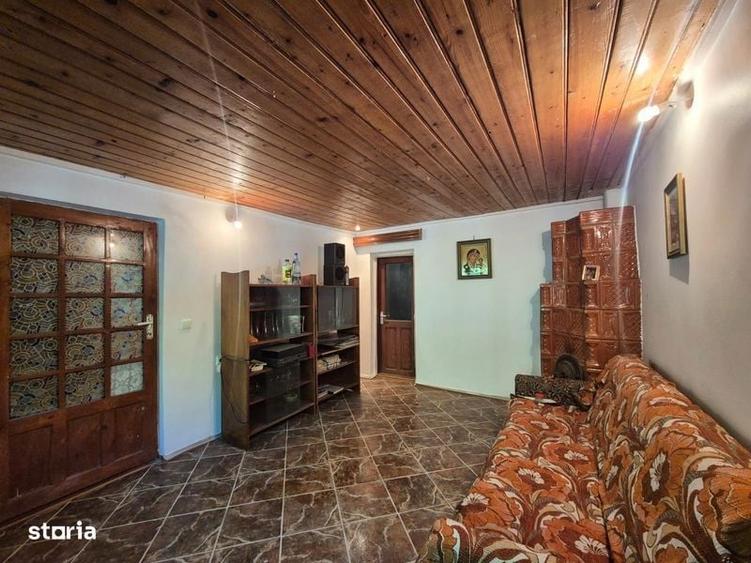 Casă cu 4 camere cu Teren 550 Mp în Central