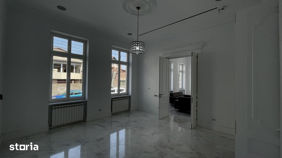 Casă cu 4 camere cu Teren 152 Mp în Ultracentral