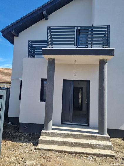Casă cu 5 camere în Central