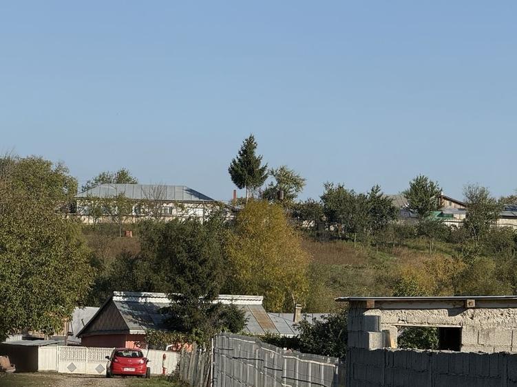 Casă cu 4 camere în Tecuci