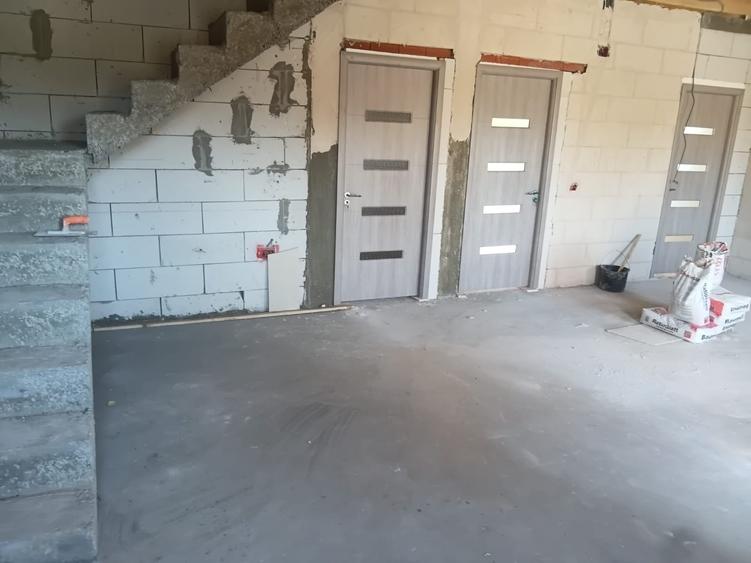 Casă individuală cu 4 camere cu Teren 280 Mp în Lumina