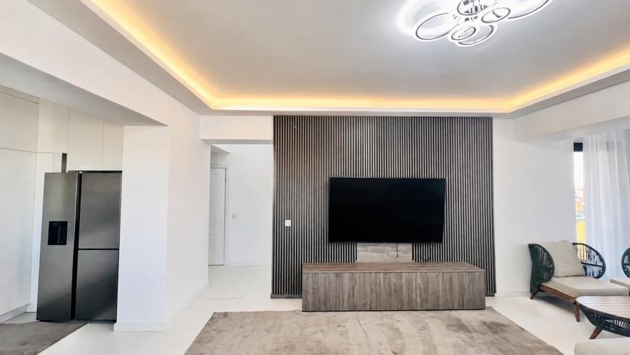 Apartament cu 4 camere, mobilat în Pipera