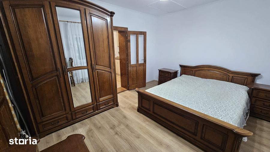 Casă cu 4 camere cu Teren 500 Mp în Iosia