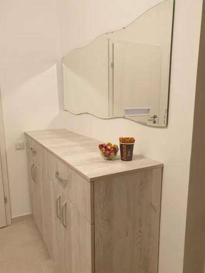 Apartament cu 2 camere, mobilat în Berceni