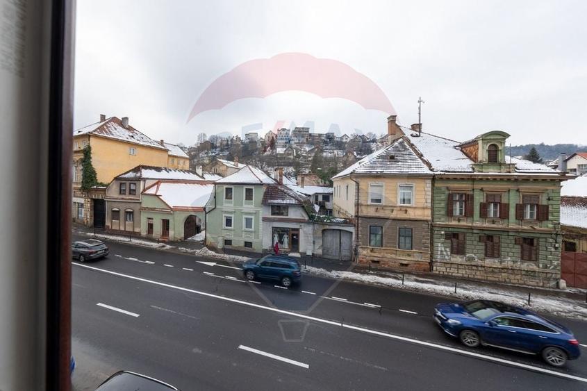 Apartament in casa Centrul Istoric cu potential - 16