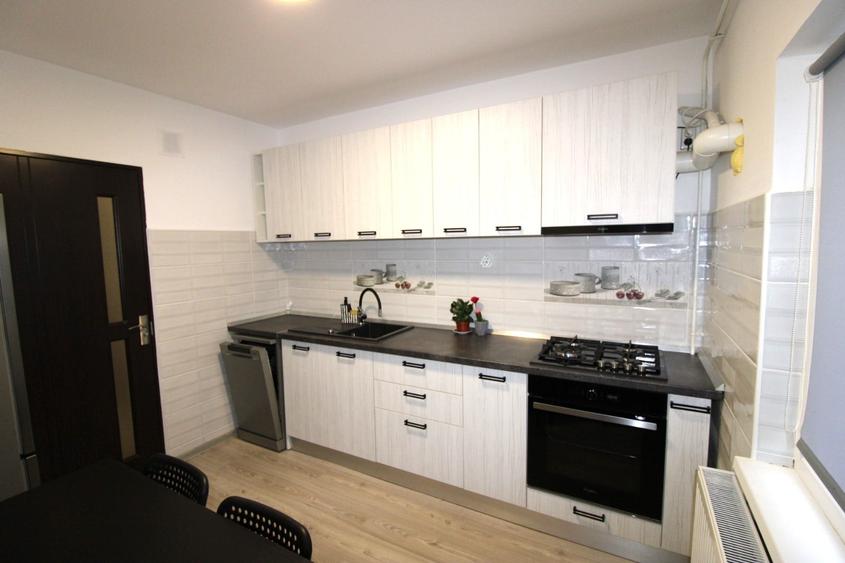 2 Camere DECOMANDATE | Bloc 2002 | Micro 17 | Orientare SUD | Practic Imobiliare - 5