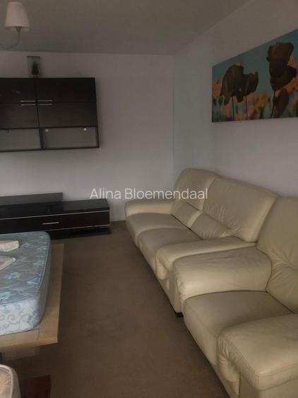 Apartament cu 4 camere semidecomandat în Aviației Apartament cu 4 camere semidecomandat în Aviației
