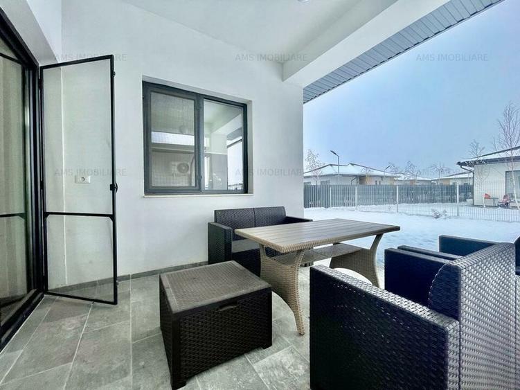 SUPERB / GRADINA GENEROASA / LOC PARCARE - 28