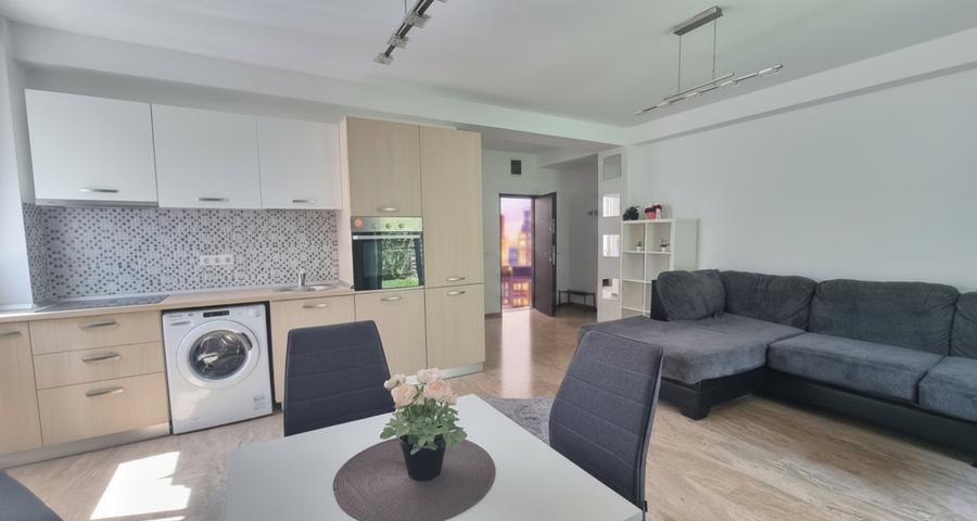 Apartament cu 2 camere semidecomandat în Iancu Nicolae