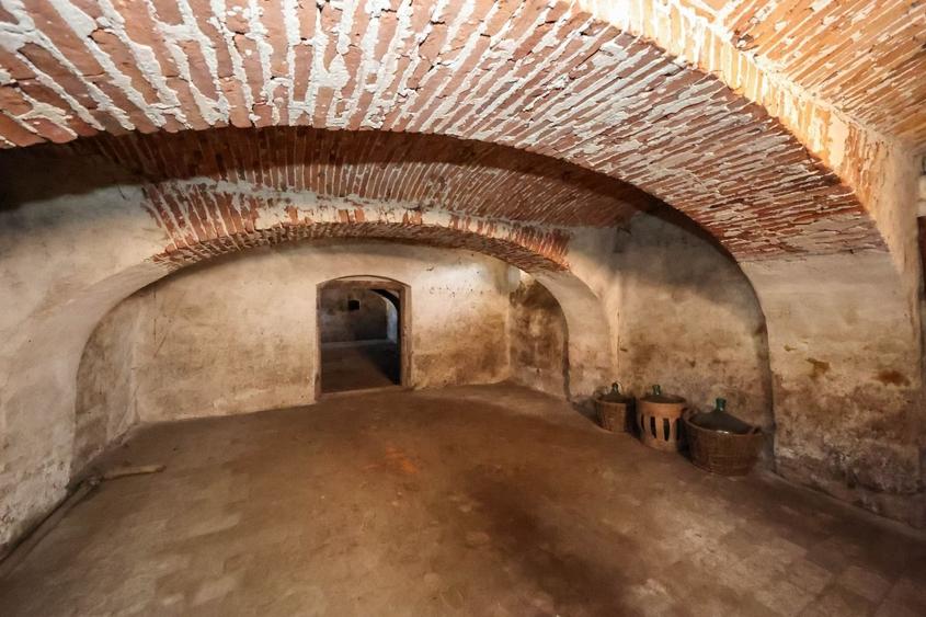 Casă Săsească Autentică cu Șură Impresionantă în Cristian – Teren 2729mp - 31