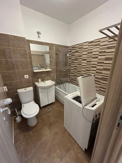 Militari,Metrou Pacii 2 Min,Rotar Park Iuliu Maniu,Curat,C Anaf - 11