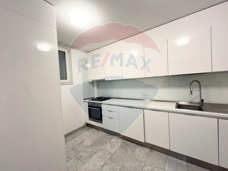 Apartament cu 4 camere de închiriat în zona Aviatorilor - 3