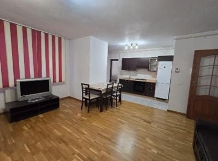 Apartament 3 camere, zona Piata Cetate Bloc Nou - 8